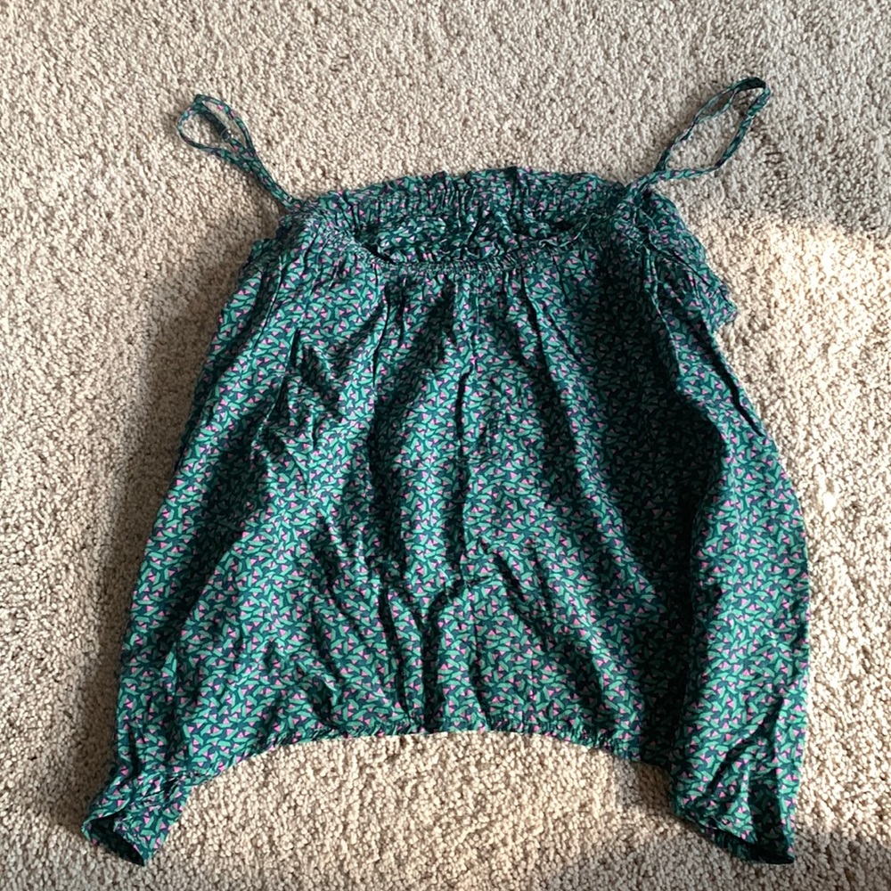 Green cropped tank